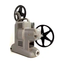 آپارات 8 میلیمتری یاشیکا|دوربین عکاسی و فیلمبرداری|کرج, فاز ۳ گوهردشت|دیوار