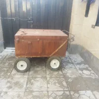 گاری چهار چرخ