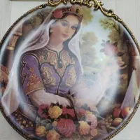 بشقاب تزیینی دیواری