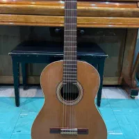 گیتار دستساز اسپانیایی آنتونیو آپاریچیو