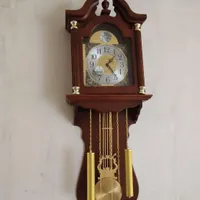 ساعت دیواری