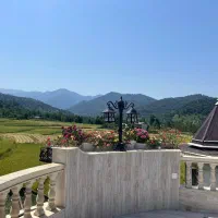 اجاره کاخ سفید در دل شالیزار تراس دلنشین 005|اجارهٔ کوتاهمدت ویلا و باغ|رشت, کوی مهر|دیوار