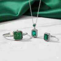 ست زنانه ساعت و گردنبند و انگشتر مدل زمرد-