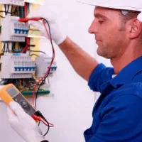 انجام کلیه امور مربوط به برق ، آب ، نصبیات ساختمان