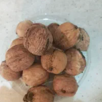گردو بادام