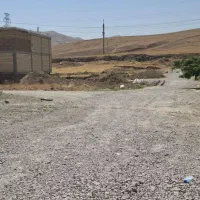 زمین به متراژ۱۳۵ متر مربع