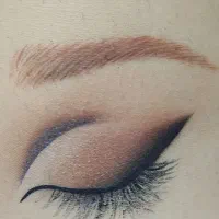 میکاپ حرفه ای با قیمت مناسب