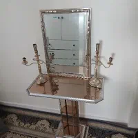 آینه شمعدان و میز