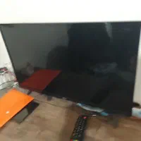 تلوزیون 32 TCL