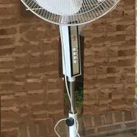 پنکه پایه دار