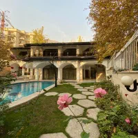 ۱۰۰۰ متر بنا ویلایی سکونت و‌ مشاغل نیاوران