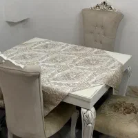 میز نهارخوری سلطنتی