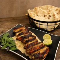 استخدام خدمات آشپزخانه و کمک آشپز