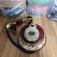 تلفن کلاسیک رو میزی