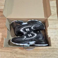 کتونی نیوبالانس مشکی سفید