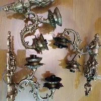 دیوار کوب فلزی