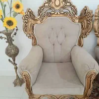 مبل سلطنتی با میزوعسلی