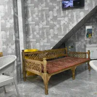 تخت چوبی کلاسیک