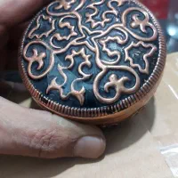 یک عدد جعبه جواهراتی جنس مس فروشی