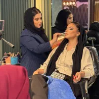 استخدام و آموزش دستیار رنگ میکاپ کوتاهی شنیون|استخدام درمانی، زیبایی، بهداشتی|مشهد, سید رضی|دیوار
