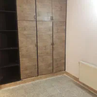 اجاره یک طبقه از دو طبقه گز برخوار|اجارهٔ خانه و ویلا|شاهین‌شهر, گزبرخوار|دیوار