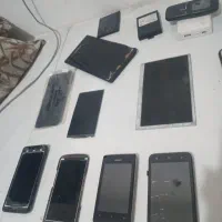 انواع قطعات گوشی ازقبیل شارژر باطری گارد دوربین ی