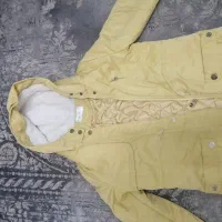 کاپشن خارجی|لباس|رشت, نظری|دیوار