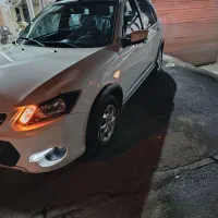 کوئیک Rمدل 1402 سفید مشکی