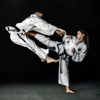 اف ویژه آموزش کاراته بانوان