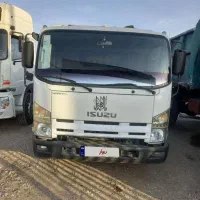 ایسوزو پی ۷۰۰