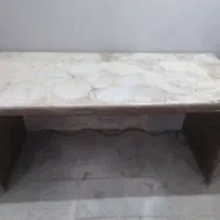 میز تحریر کاملا سالم