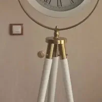 ساعت ایستاده کاملا سالم