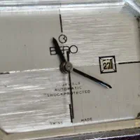 ساعت بیرو اتومات