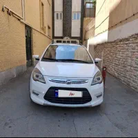 خودرو سواری|خودرو سواری و وانت|اصفهان, باغ دریاچه|دیوار