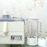 آبمیوه گیری سه کاره ناسیونال اصل ژاپن|آبمیوه‌گیر و آب‌مرکبات‌گیر|تهران, شهرک ولیعصر شمالی|دیوار