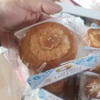 بازاریاب و پخش کیک وکلوچه