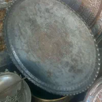 مجمعه مسی قدیمی|کلکسیون اشیاء عتیقه|قم, سرحوض|دیوار