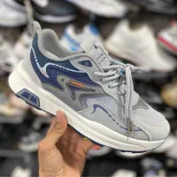 کفش وارداتی