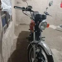 با سلام سوزوکی جی پی بسیار زیبا|موتورسیکلت|یزدان شهر, |دیوار