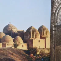 کتاب سبک شناسی معماری ایران پیرنیا تالیف معماریان|کتاب و مجله آموزشی|ری, دولت‌آباد|دیوار