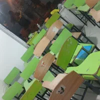صندلی دانشجویی