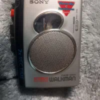 WALKMAn سونی اصل ژاپن بسیار تمیز و سالم