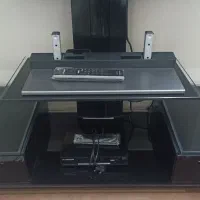 تلویزیون سونی به همراه میز و دستگاه دیجیتال|تلویزیون و پروژکتور|مشهد, کوثر|دیوار