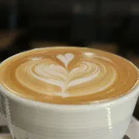 کار آموز و کمک باریستا