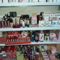 حرا*ج لوازم آرایشی.به علت جمع آوری ۷۰درصد تخفیف|عمدهفروشی|آذرشهر, |دیوار