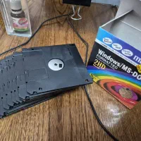 فلاپی دیسکت نونو نوستالژی دکوری و کلکسیونی|قطعات و لوازم جانبی رایانه|تهران, قبا|دیوار