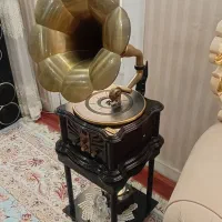 گرامافون|صنایع دستی و سایر لوازم تزئینی|گلبهار, شهر جدید گلبهار|دیوار