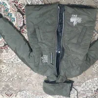 کاپشن|لباس|یزد, |دیوار