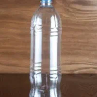 بطری پت یک و یک ونیم زیرقیمت بازار.   فقط عمده