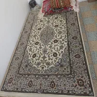 تعدادی فرش دستباف تخفیف به خریدار واقعی|فرش|کاشان, بازار کاشان|دیوار